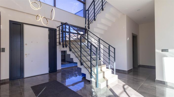 Image No.6-5 Bed Villa for sale