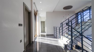 Superior Villa For Sale in Belek, Antalya With A Private Pool & Facilities - Upper floor landing and elevator