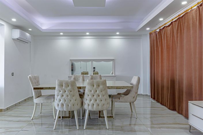 Image No.11-7 Bed Villa for sale