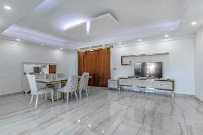 Striking Villa With Private Spa Facilities For Sale in Belek - Formal dining area in the lounge