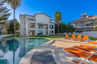 Striking Villa With Private Spa Facilities For Sale in Belek - A villa with private pool, garden and huge exterior