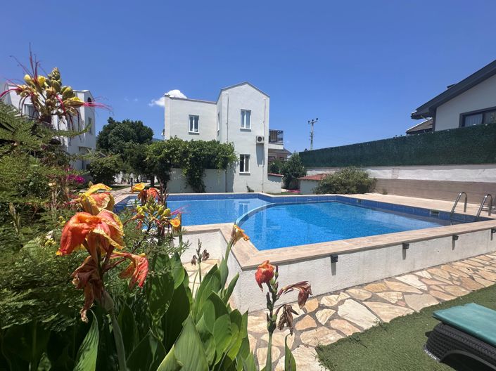 Image No.2-3 Bed Villa for sale