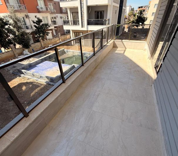 Image No.5-2 Bed Apartment for sale