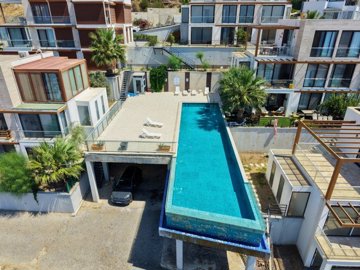 Brand New Bodrum Apartment For Sale In Gumusluk - Communal swimming pool