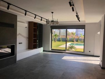 Spotless Villa For Sale in Belek, Antalya With A Private Pool & Spa Facilities - Great size lounge