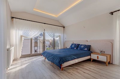 Deluxe Golf Villa With A Private Pool For Sale In Belek - Relaxing double bedroom