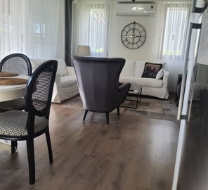 Furnished Villa For Sale With A Pool & Garden In Belek - From the dining area to the lounge