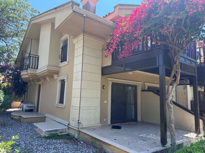 Image No.4-Villa de 4 chambres à vendre à Dalyan