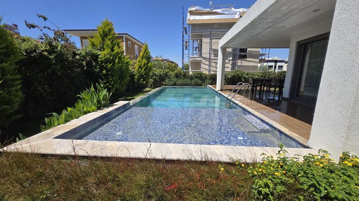 Image No.2-Villa de 4 chambres à vendre à Belek
