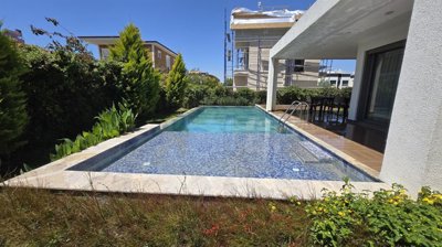 Prestigious 4-Bedroom Villa For Sale In Kadriye, Belek - Stunning private swimming pool