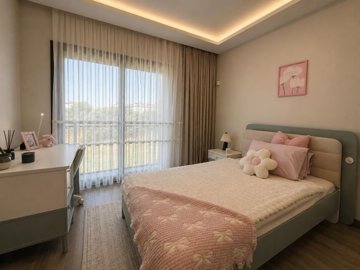 Modern Kusadasi Apartments For Sale - Spacious bedroom