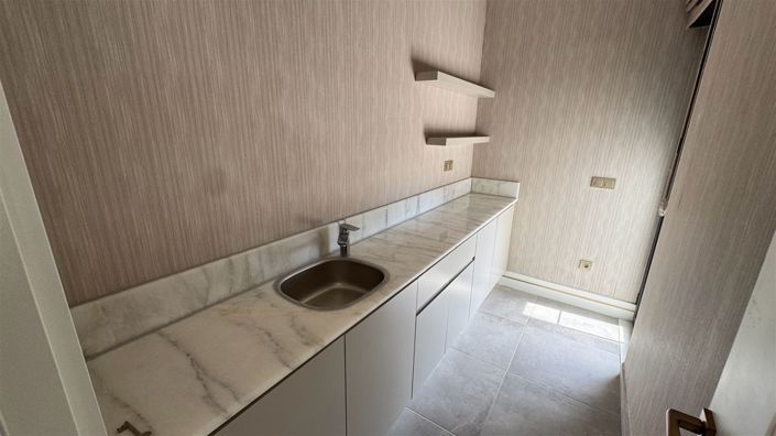 Image No.20-5 Bed Villa for sale
