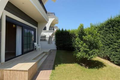 Flawless Villa For Sale In Belek, Antalya With A Pool, Garden & Parking - Well-maintained garden