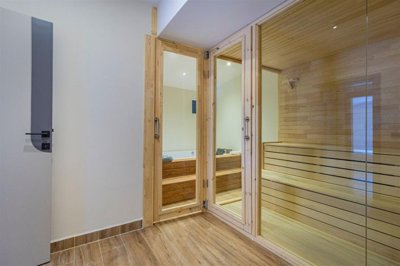 Smart Home Villa For Sale in Belek With A Private Pool, Sauna, & Garden - Sauna and jacuzzi