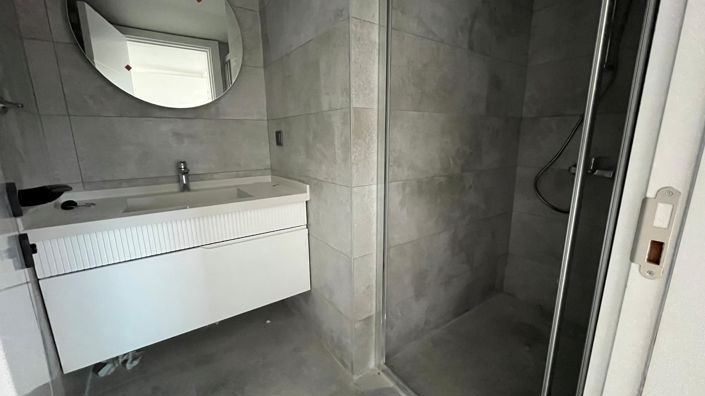 Image No.16-2 Bed Apartment for sale