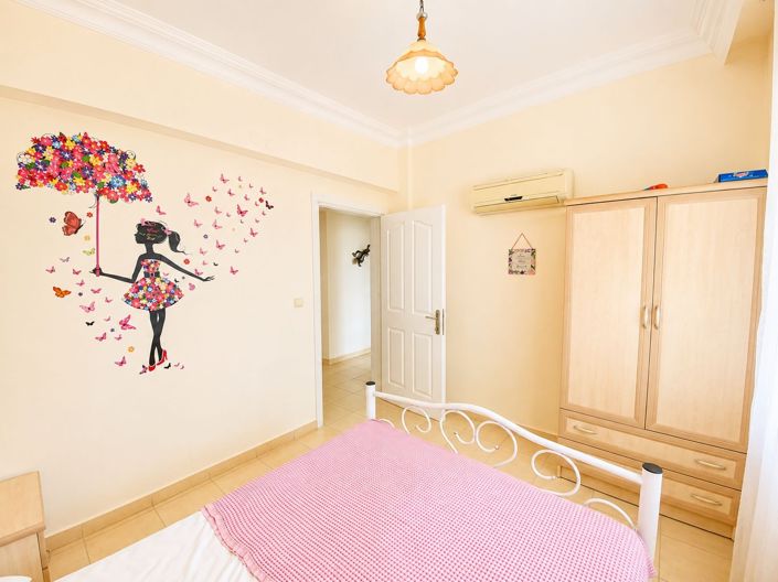 Image No.13-3 Bed Apartment for sale
