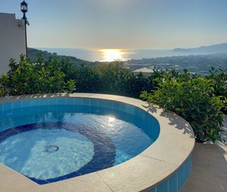 Ultra-Modern Villa For Sale In Alanya - Jacuzzi with sea views