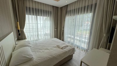 Brand-New Detached Villa For Sale With A Garden & Pool In Antalya - Generously sized bedroom