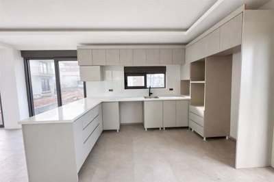Brand-New Detached Villa For Sale With A Garden & Pool In Antalya - Modern American kitchen