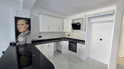 Immaculate Villa For Sale in Antalya, Belek With A Private Pool - Modern kitchen with a breakfast bar