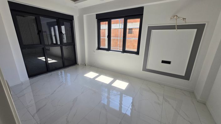 Image No.6-5 Bed Villa for sale