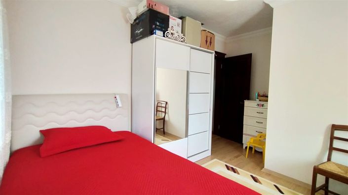 Image No.18-2 Bed Apartment for sale