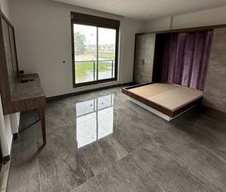 Brand-New Antalya Property For Sale With A Pool And Garden - Very spacious double bedroom
