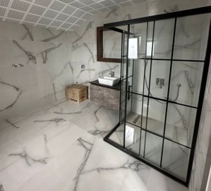 Brand-New Antalya Property For Sale With A Pool And Garden - Luxurious bathroom
