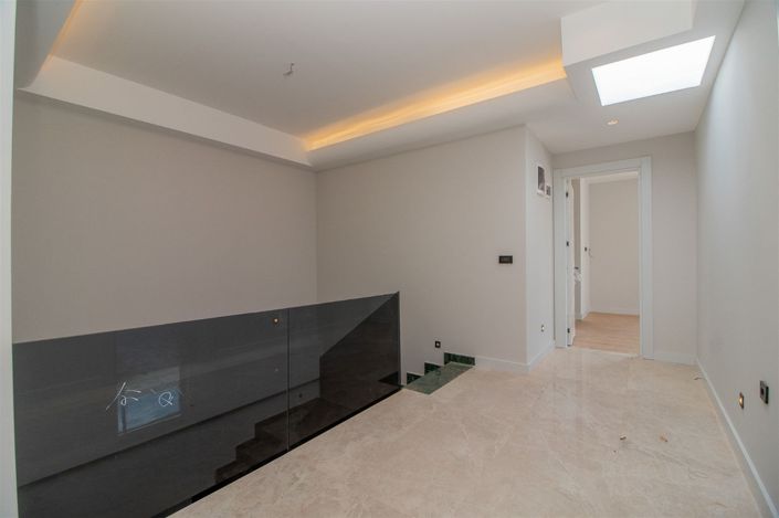 Image No.20-4 Bed Villa for sale