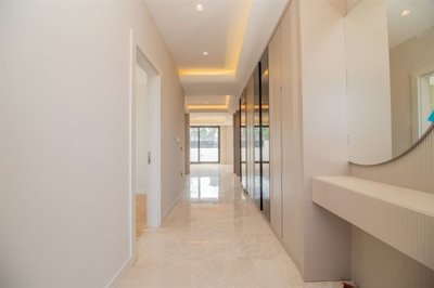 Attractive Antalya Villa For Sale With A Private Pool - Upon entering the villa