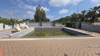Belek Apartment With A Private Garden For Sale - Communal swimming pool