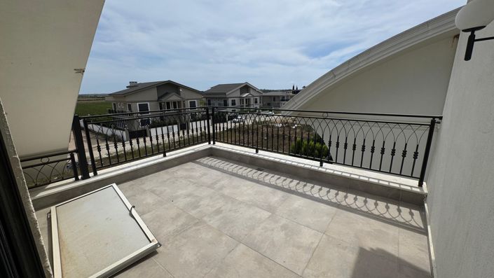 Image No.15-4 Bed Villa for sale