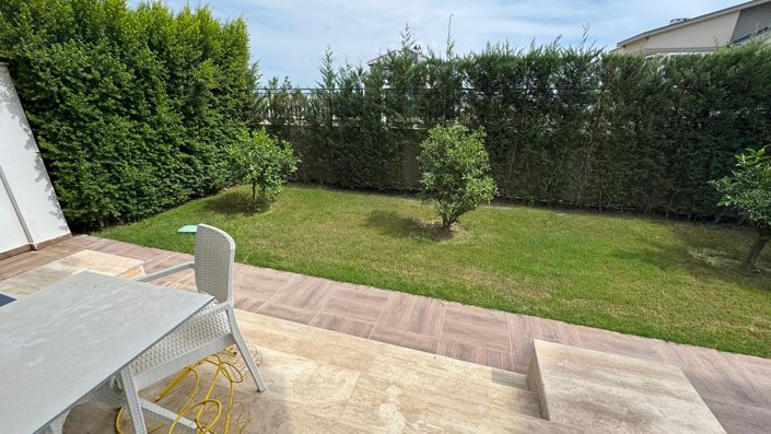 Image No.2-4 Bed Villa for sale