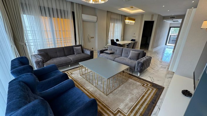 Image No.3-4 Bed Villa for sale