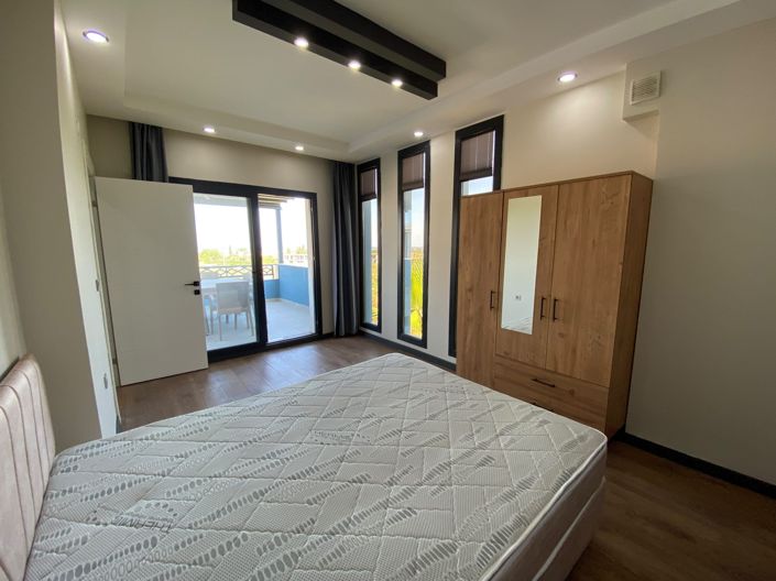 Image No.19-3 Bed Villa for sale