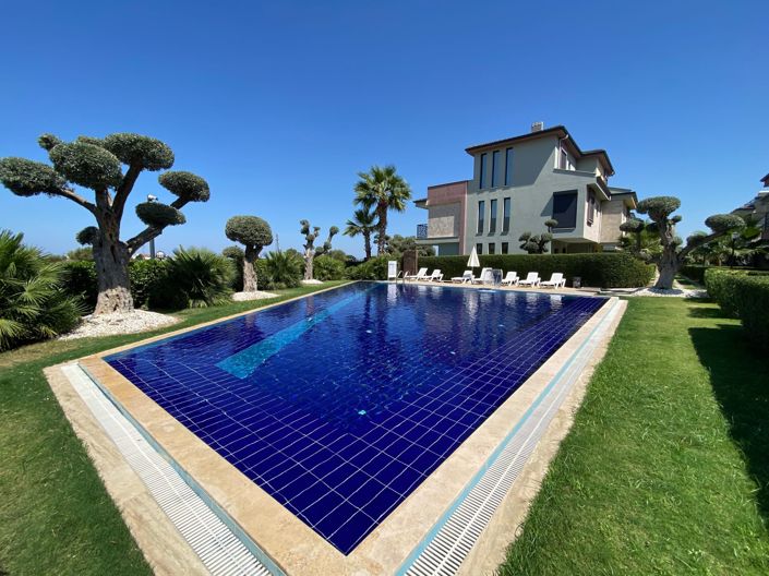 Image No.2-3 Bed Villa for sale