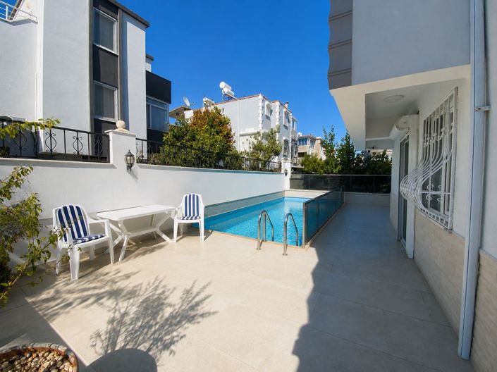 Image No.2-3 Bed Villa for sale