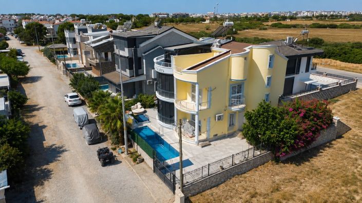 Image No.24-3 Bed Villa for sale