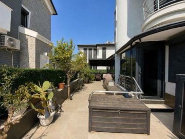 Semi-Detached Villa For Sale In Didim – Lovely outdoor space