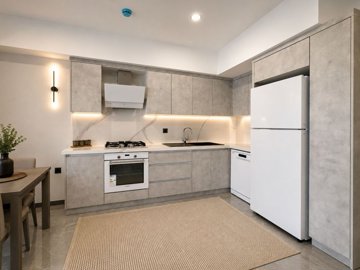 Key-Ready Villas For Sale In Kusadasi - Generously-sized kitchen