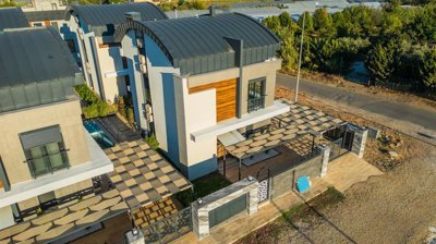 Sensational Antalya Property For Sale - Private parking with gates