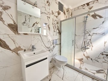 Seafront Semi-Detached Villa For Sale In Didim – Shared bathroom