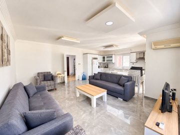 Seafront Semi-Detached Villa For Sale In Didim – Bright and airy lounge