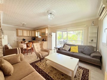 Nature View Apartment For Sale In Bodrum - Open-plan living area