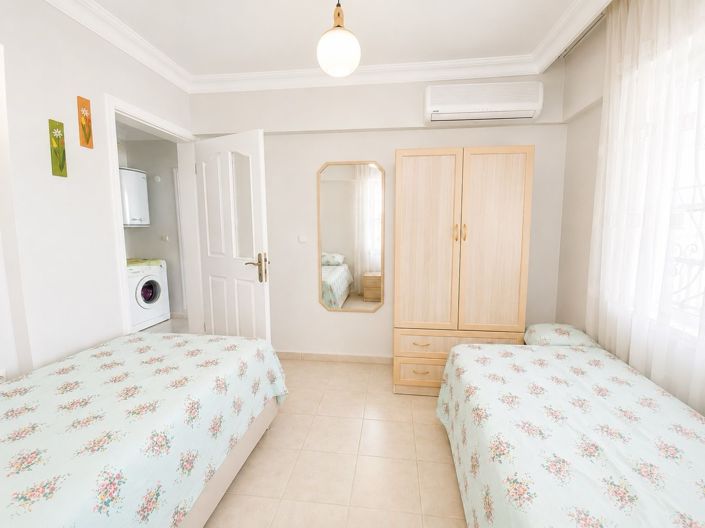 Image No.20-2 Bed Apartment for sale