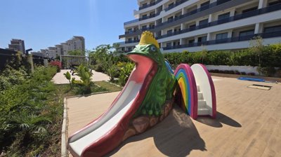 Ultra-Modern Antalya Homes In Altintas For Sale - Play area for children