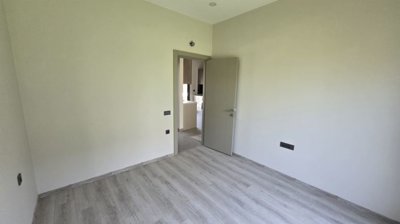 Garden Apartment For Sale In Antalya - Large bedroom