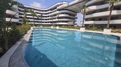 Brand-New Apartments For Sale In Altintas, Antalya - A gorgeous shared pool and terraces