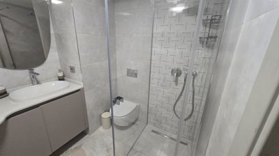 Brand-New Apartments For Sale In Altintas, Antalya - Shower