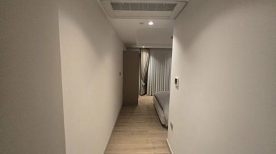 Brand-New Apartments For Sale In Altintas, Antalya - Going into the bedroom